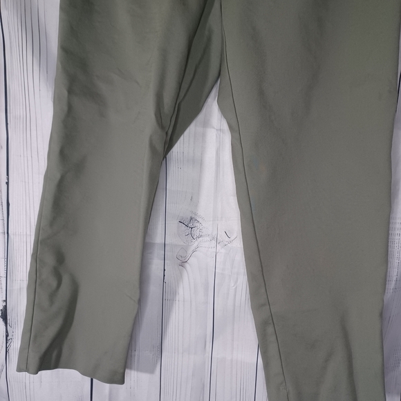 J.Jill Olive Green Pull On Cropped Pants - Picture 3 of 14